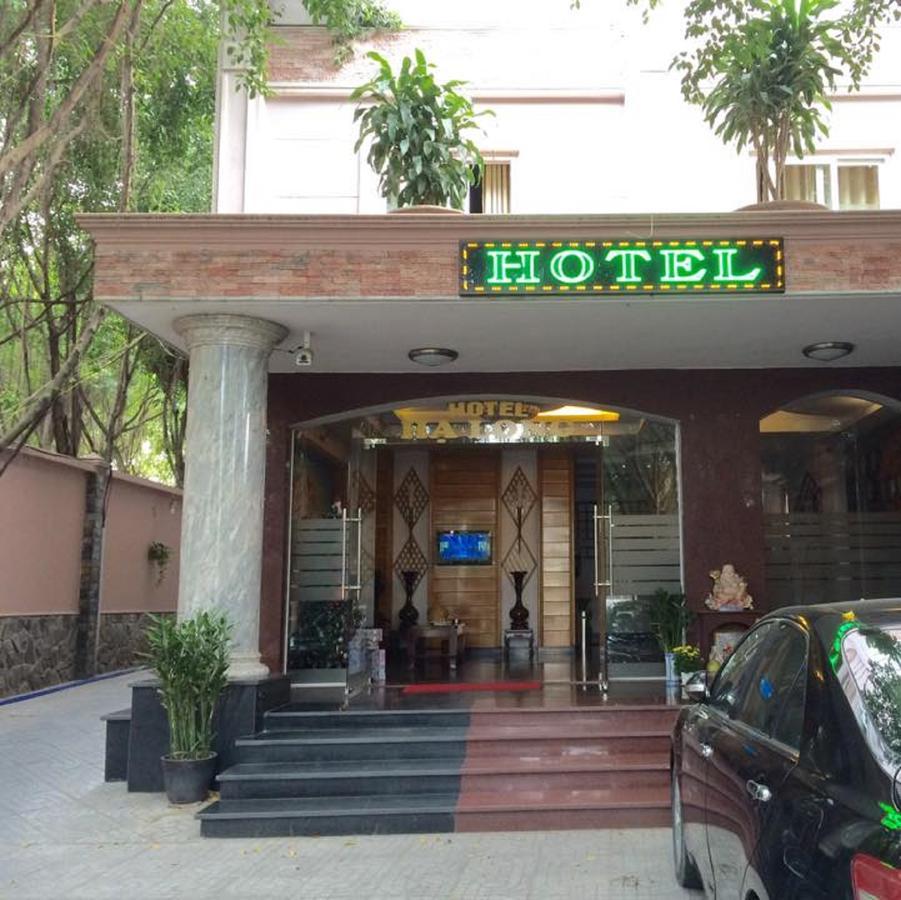 Ha Long Hotel Thu Duc Hcmc ホーチミン市 エクステリア 写真